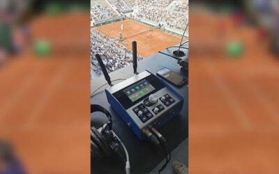 Broadcasting from the field: sport commentaries